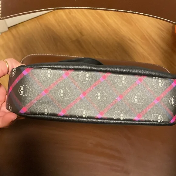Monster high purse - Picture 3 of 4